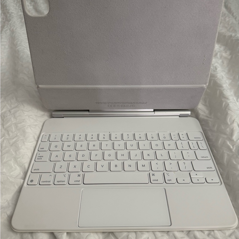 Apple Magic Keyboard - Picture 3 of 4